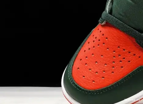 AV3905-138 Jordan Og-Sf 'Solefly' Air Retro 1 High AV3905-138 - 0507